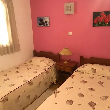 Marinos 76 Apartamento *